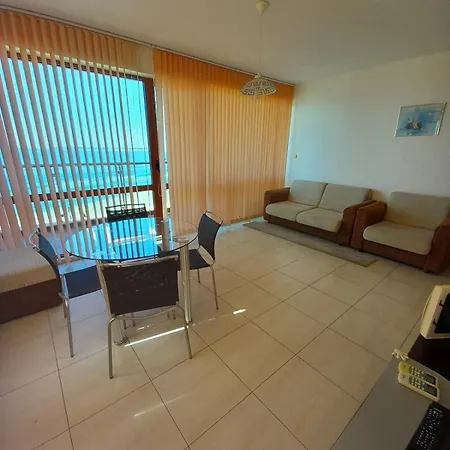 съни бей Apartmán