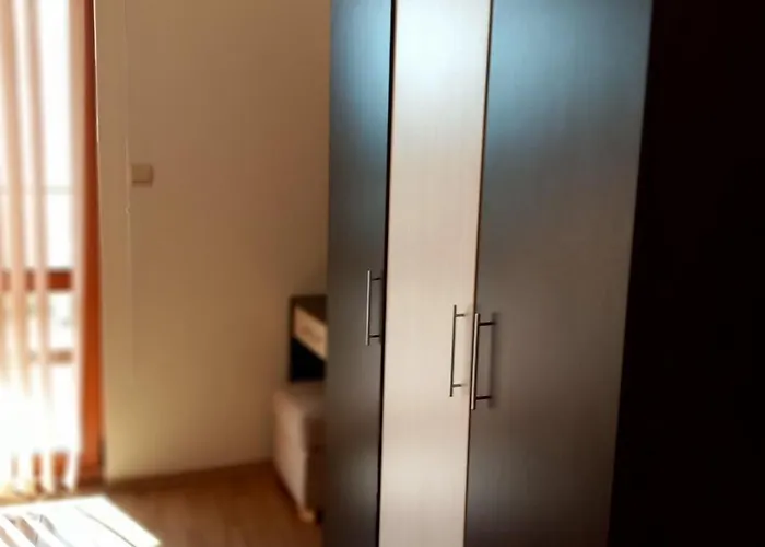 Apartment съни бей